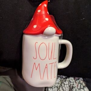 RAE DUNN Valentines Gift Mug  "SOUL MATE" Cup with GNOME Red Topper Magenta  NEW